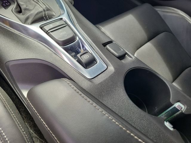Used 2018 Chevrolet Camaro LT image 25