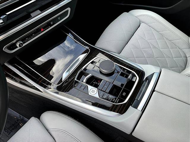 Used 2024 BMW X7 xDrive40i w/ M Sport Package image 15