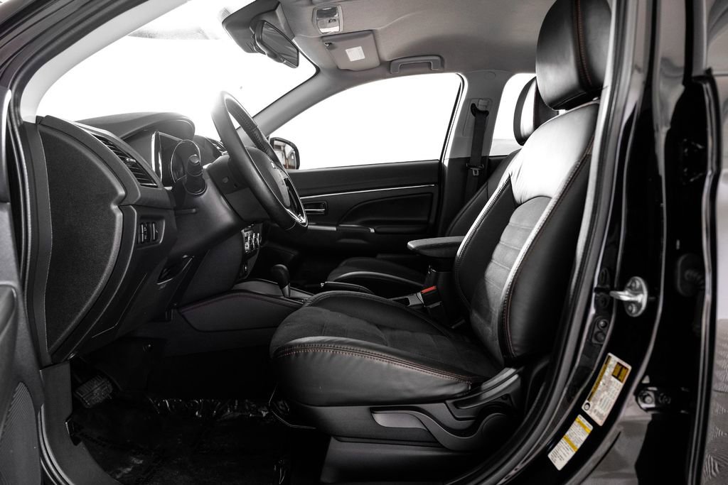 Used 2024 Mitsubishi Outlander Sport AWD image 4