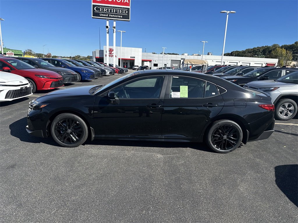 New 2026 Toyota Camry SE image 2