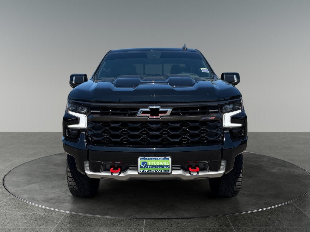 Used 2022 Chevrolet Silverado 1500 ZR2 w/ Technology Package AWD/4WD image 2