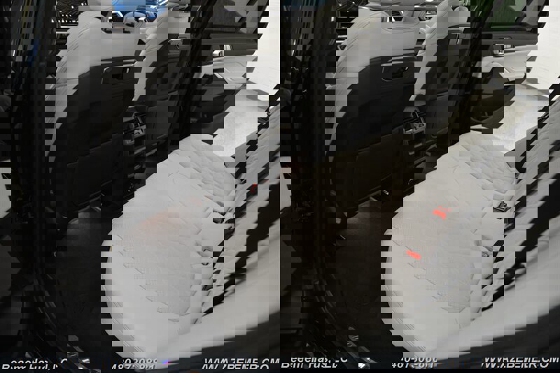 Used 2024 BMW X5 xDrive40i w/ M Sport Package image 25