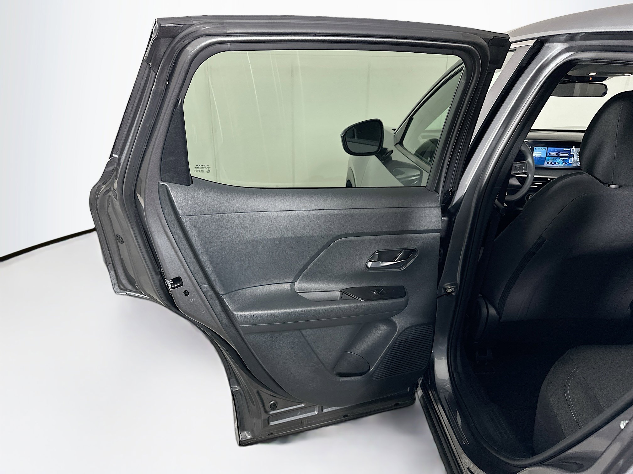 Used 2025 Nissan Kicks SV image 24