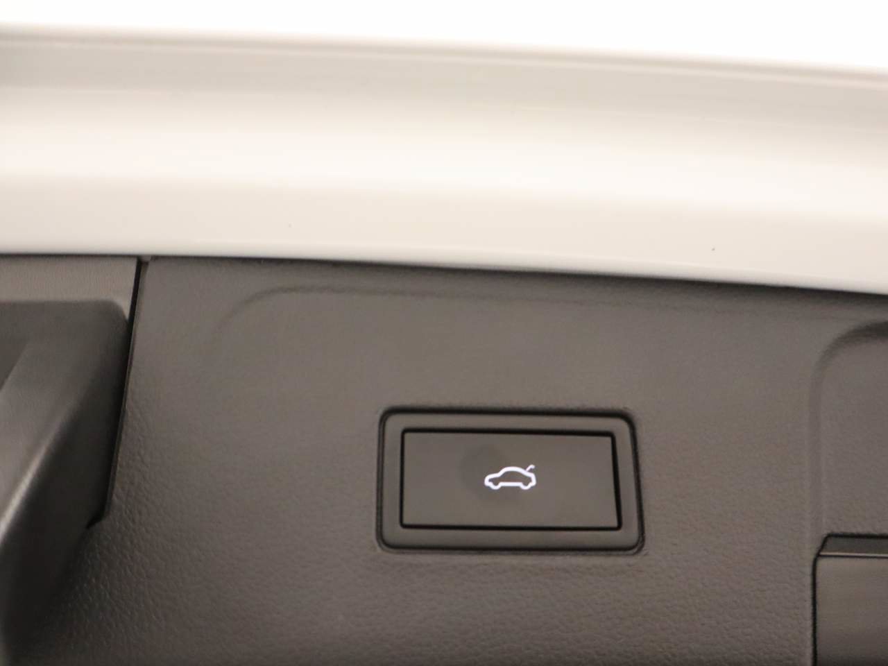 Certified 2021 Volkswagen Atlas SEL Premium AWD/4WD image 20