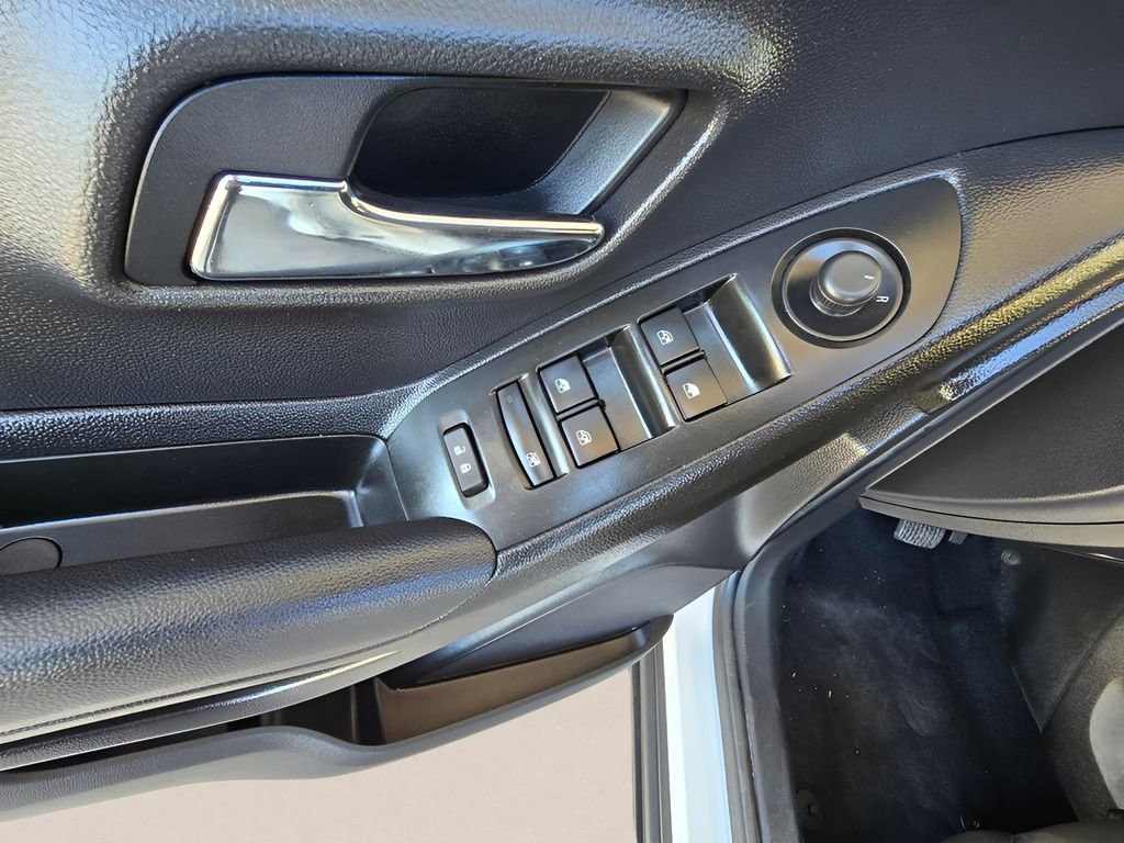 Used 2020 Chevrolet Trax LS image 41