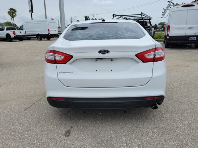 Used 2015 Ford Fusion S FWD image 5