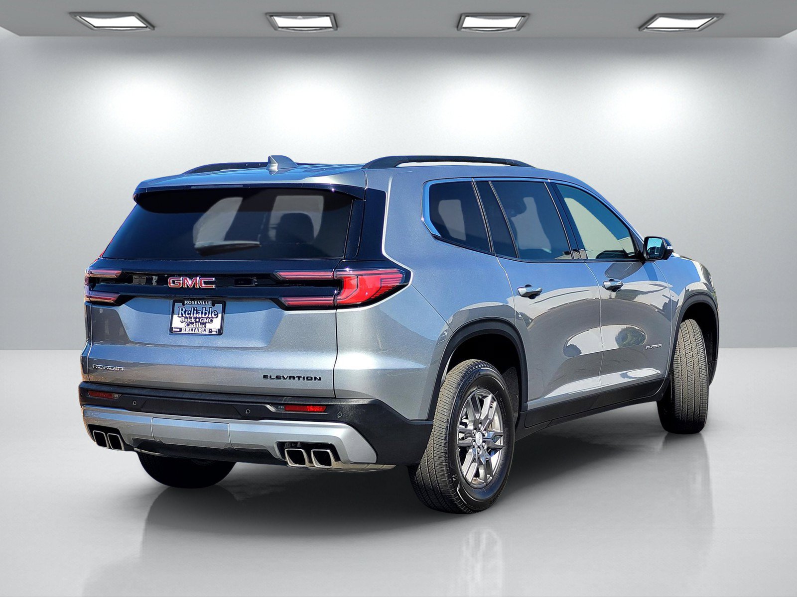 Used 2025 GMC Acadia Elevation FWD image 4
