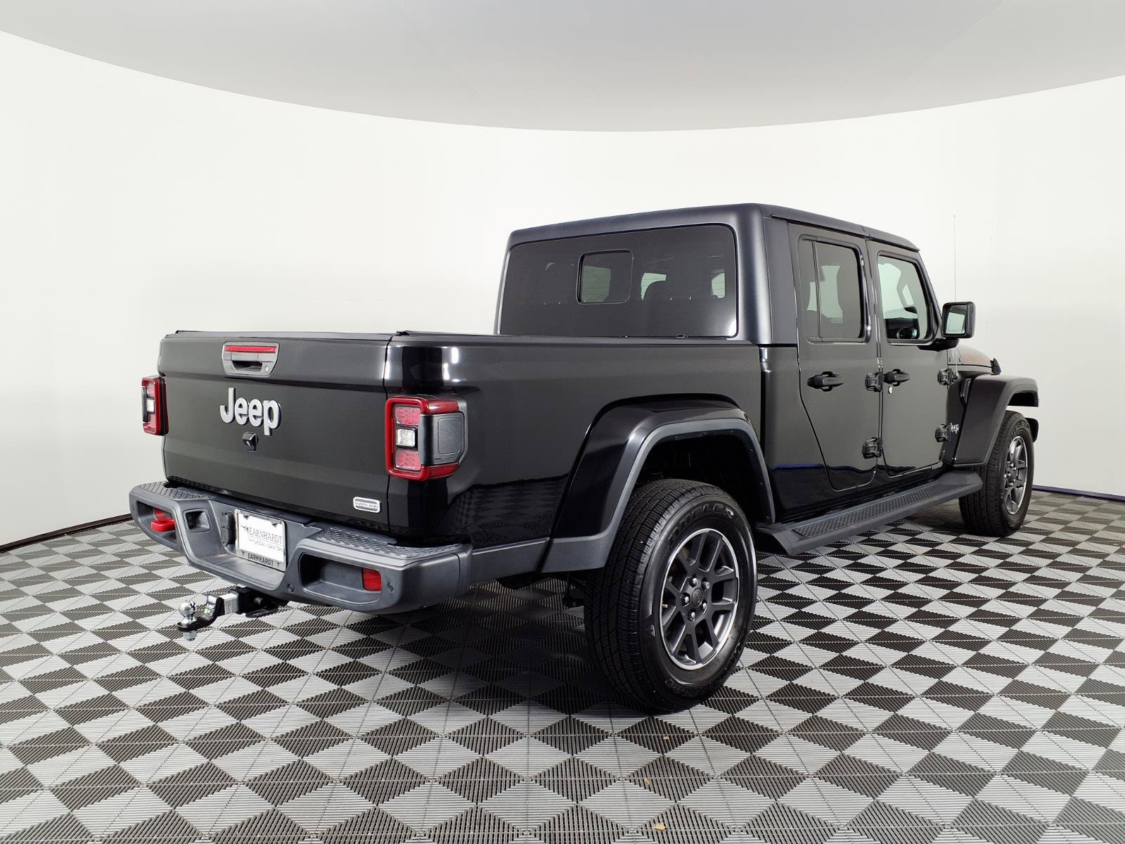 Used 2020 Jeep Gladiator Overland AWD/4WD image 4