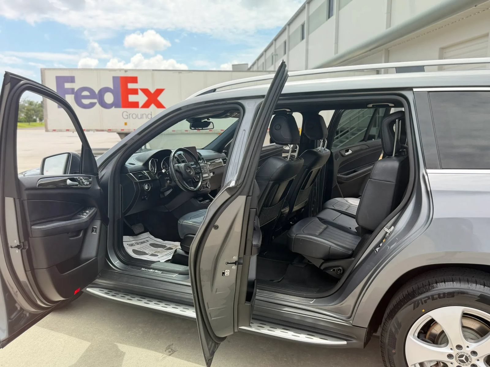 Used 2018 Mercedes-Benz GLS 450 4MATIC w/ Premium Package image 16