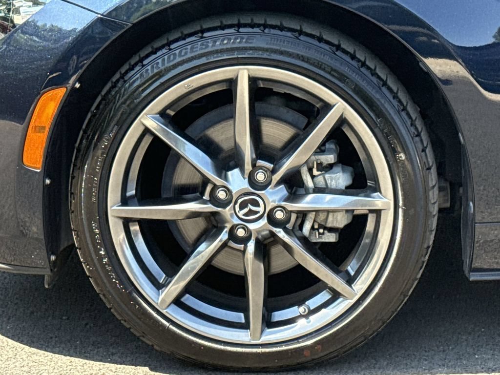 Used 2021 MAZDA MX-5 Miata Grand Touring RWD image 19