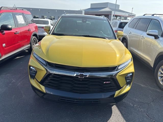 Used 2023 Chevrolet Blazer RS w/ Driver Confidence II Package image 2