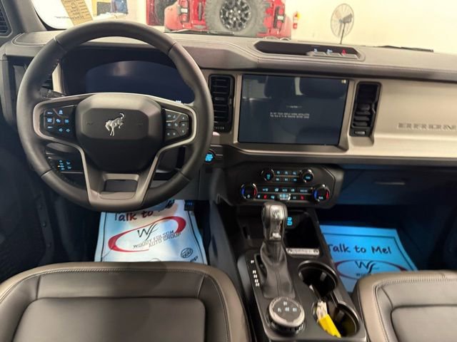 New 2025 Ford Bronco Outer Banks AWD/4WD image 16