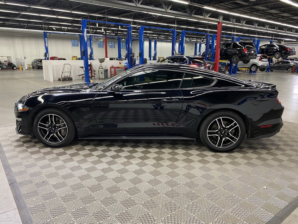 Used 2020 Ford Mustang GT image 5