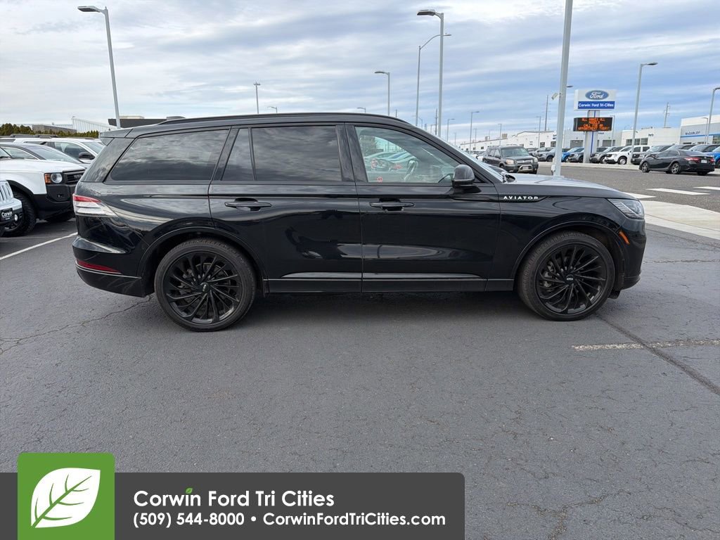 Used 2025 Lincoln Aviator Reserve w/ Equipment Group 201A image 4