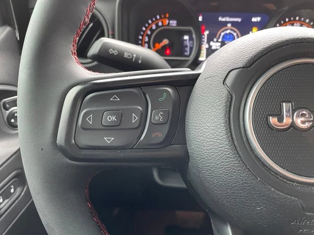 Used 2024 Jeep Gladiator Rubicon AWD/4WD image 14