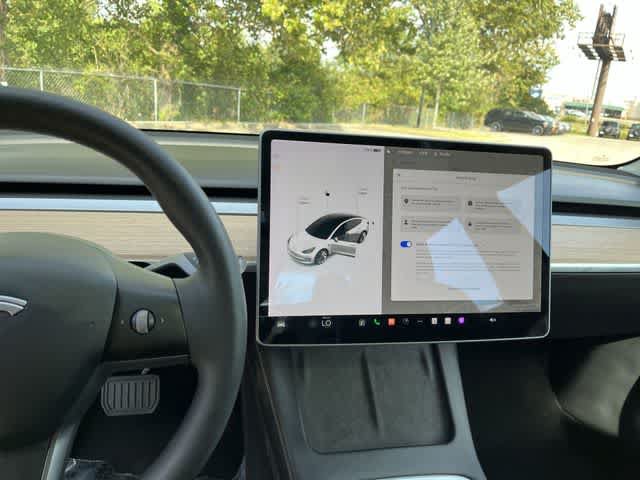 Used 2021 Tesla Model 3 Standard Range Plus RWD image 14