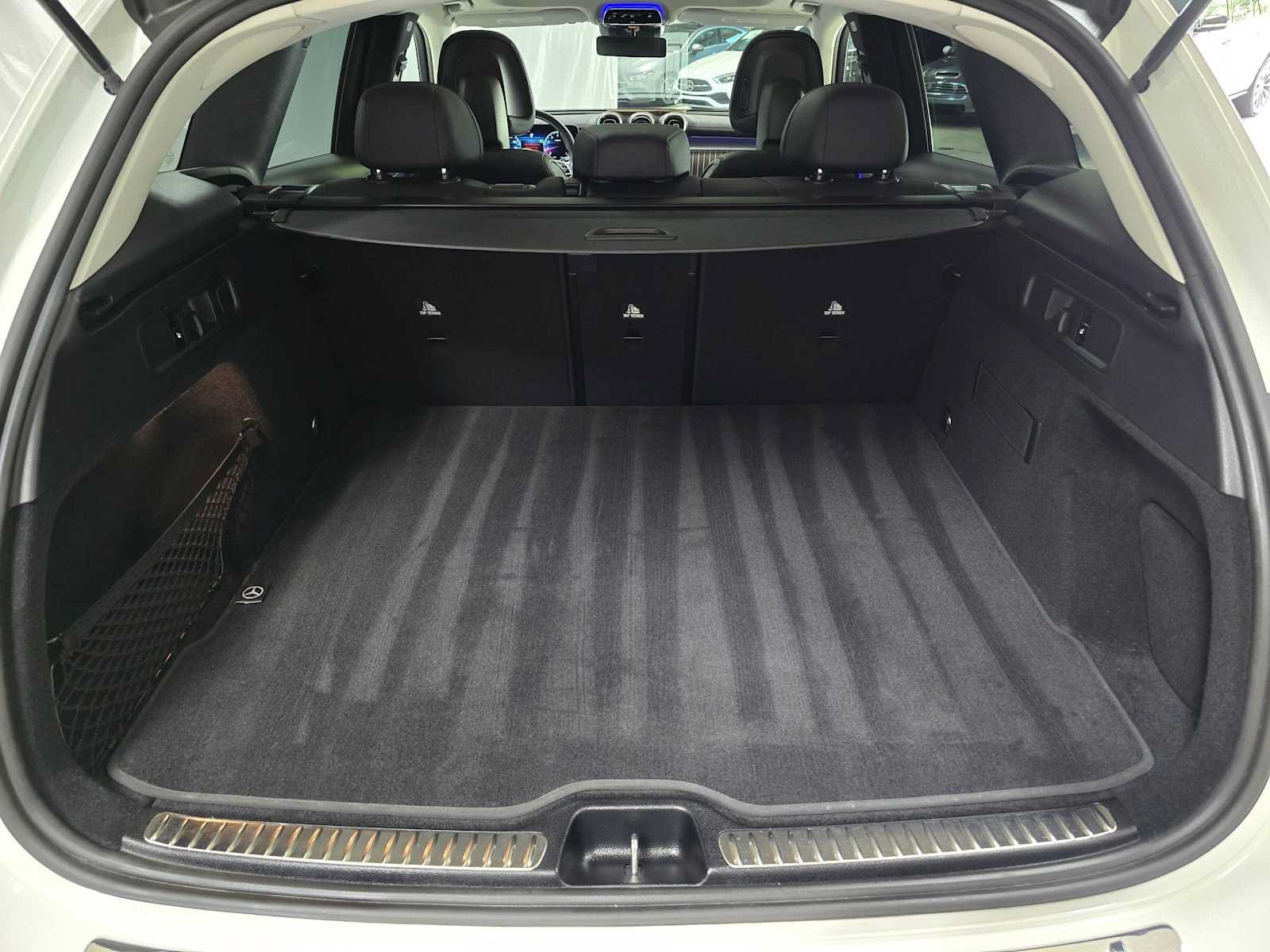 Used 2024 Mercedes-Benz GLC 300 4MATIC image 14