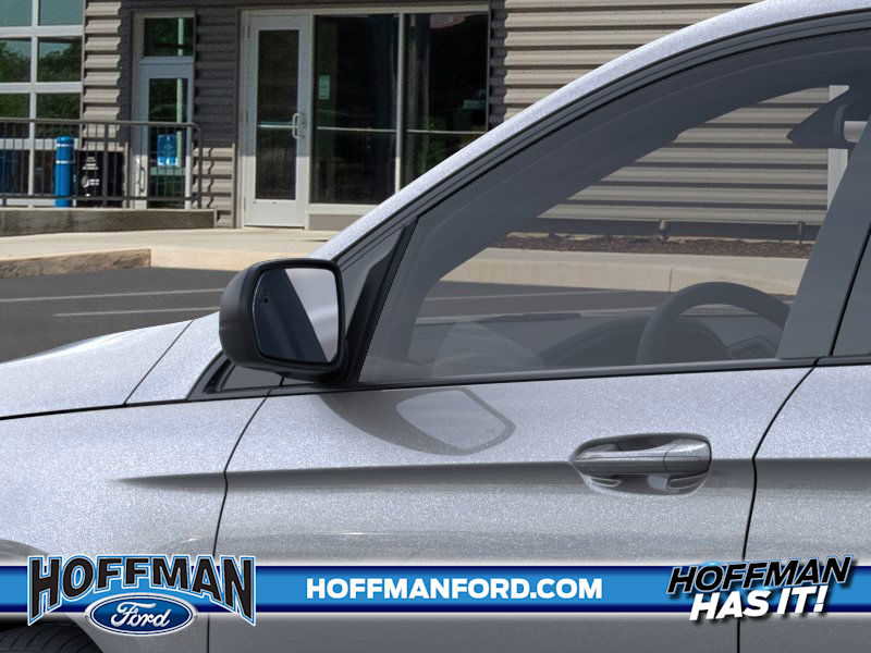 Used 2023 Ford Edge SE image 34