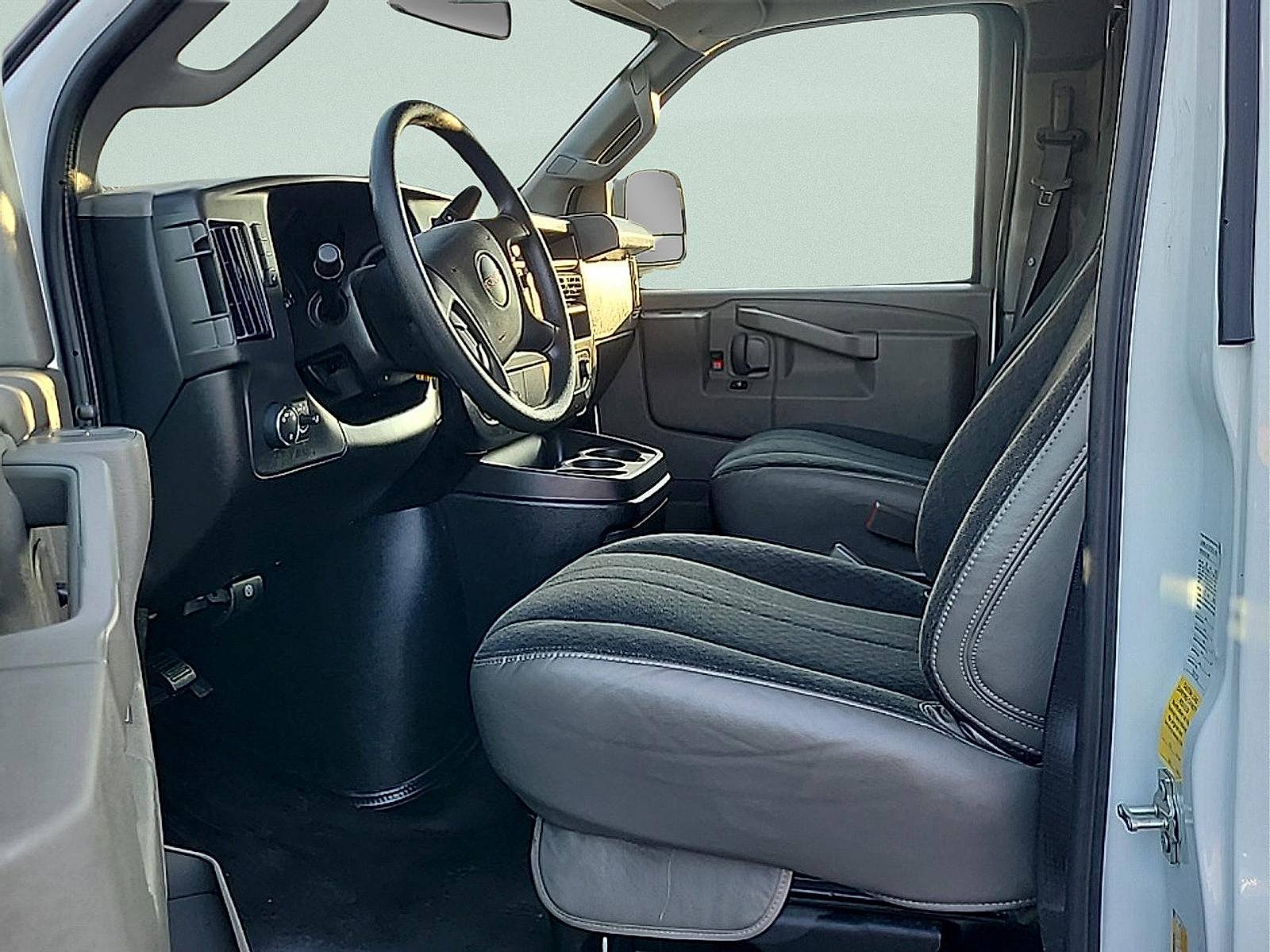 Used 2025 GMC Savana 2500 w/ Driver Convenience Package RWD image 13