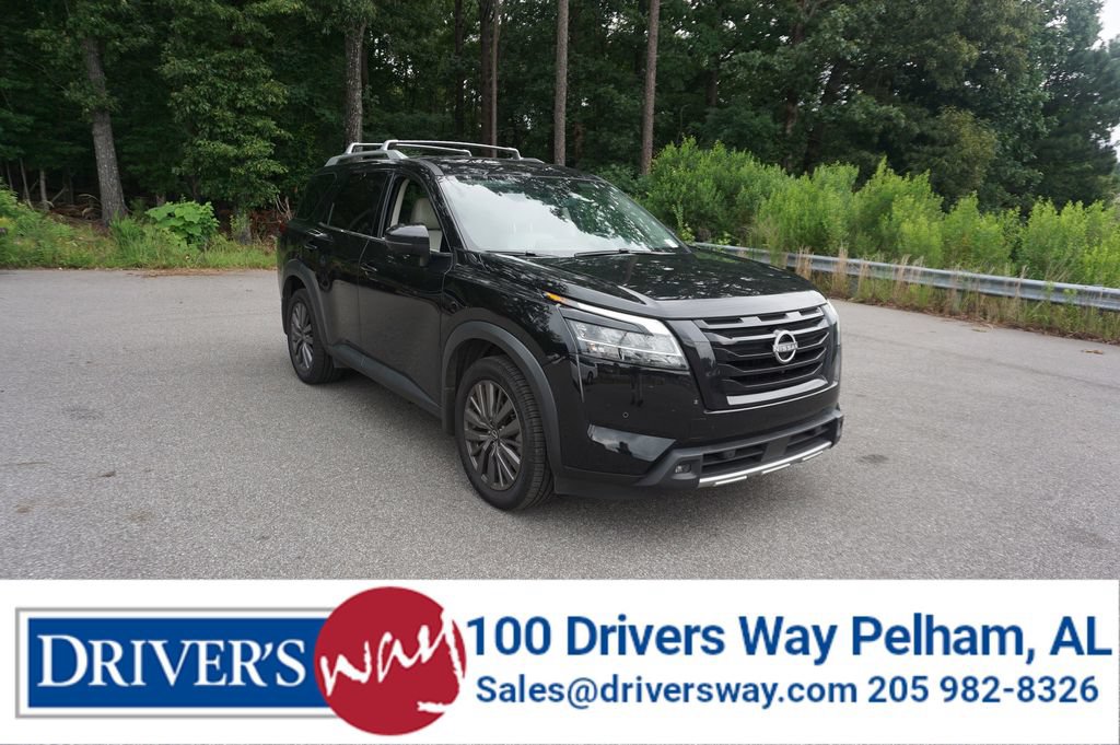 Used 2023 Nissan Pathfinder SL w/ SL Premium Package FWD image 1