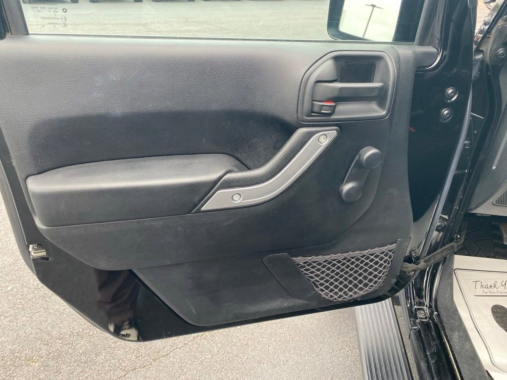 Used 2016 Jeep Wrangler Sport w/ Quick Order Package 24S AWD/4WD image 9