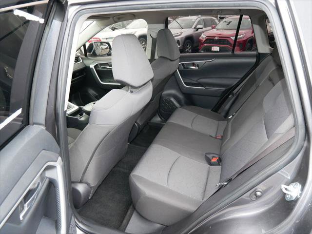 Certified 2019 Toyota RAV4 XLE w/ Convenience Package image 11