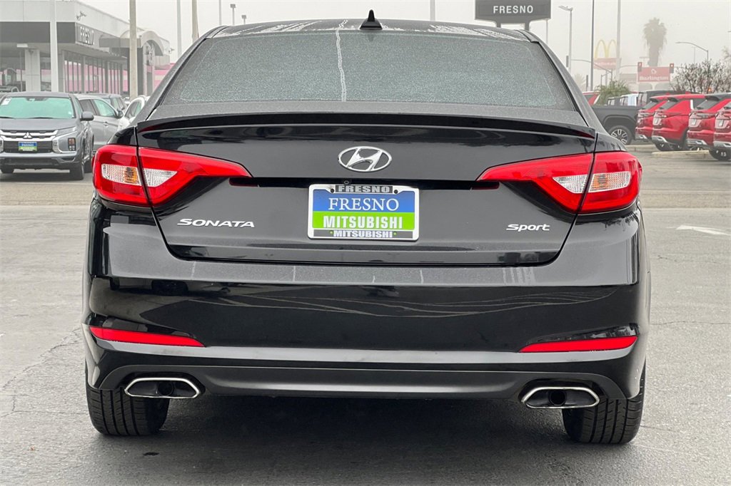 Used 2016 Hyundai Sonata Sport w/ Option Group 1V image 7