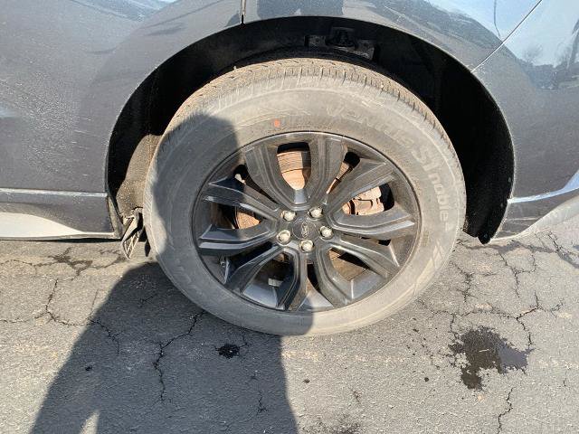 Certified 2023 Ford Edge SE w/ Black Appearance Package AWD/4WD image 10