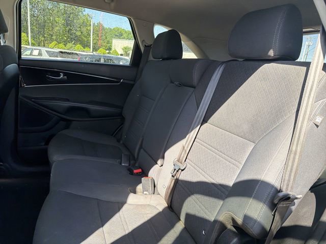 Certified 2017 Kia Sorento LX image 21