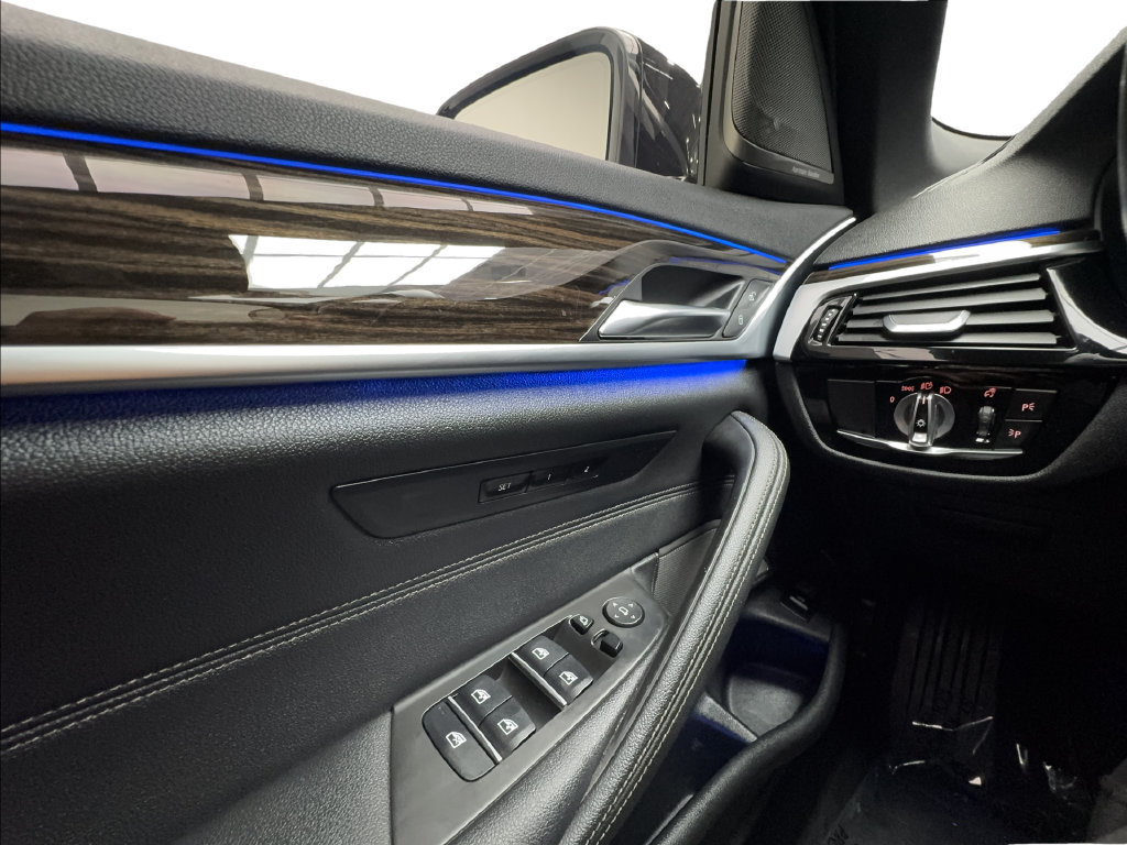 Used 2023 BMW 530i w/ Premium Package RWD image 52