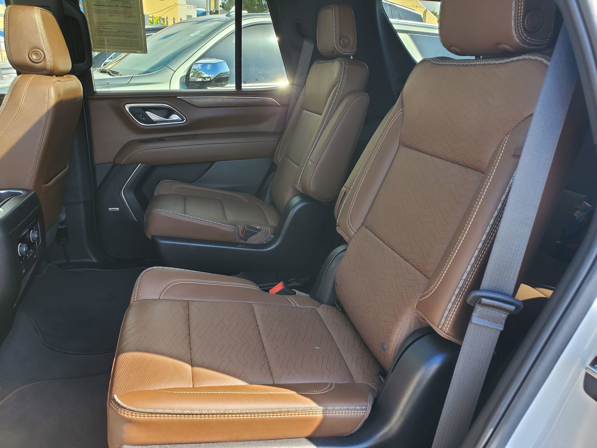 Used 2022 Chevrolet Tahoe High Country image 11