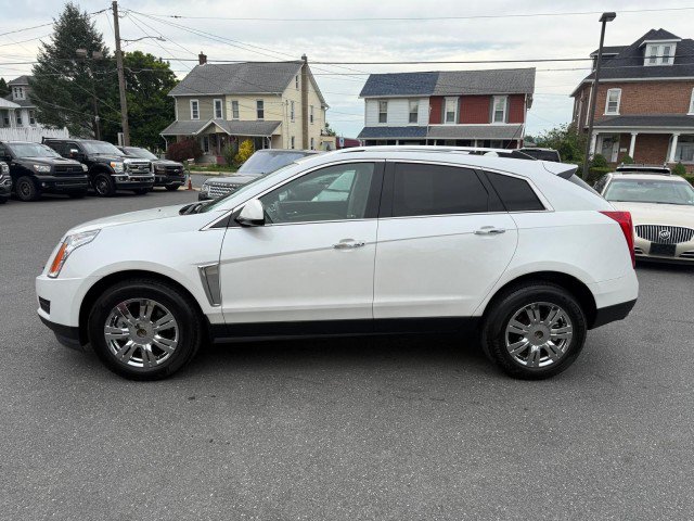 Used 2016 Cadillac SRX Luxury w/ Driver Awareness Package FWD image 3