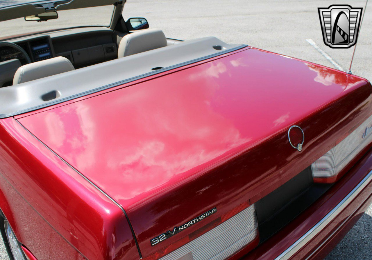 Used 1993 Cadillac Allante image 11