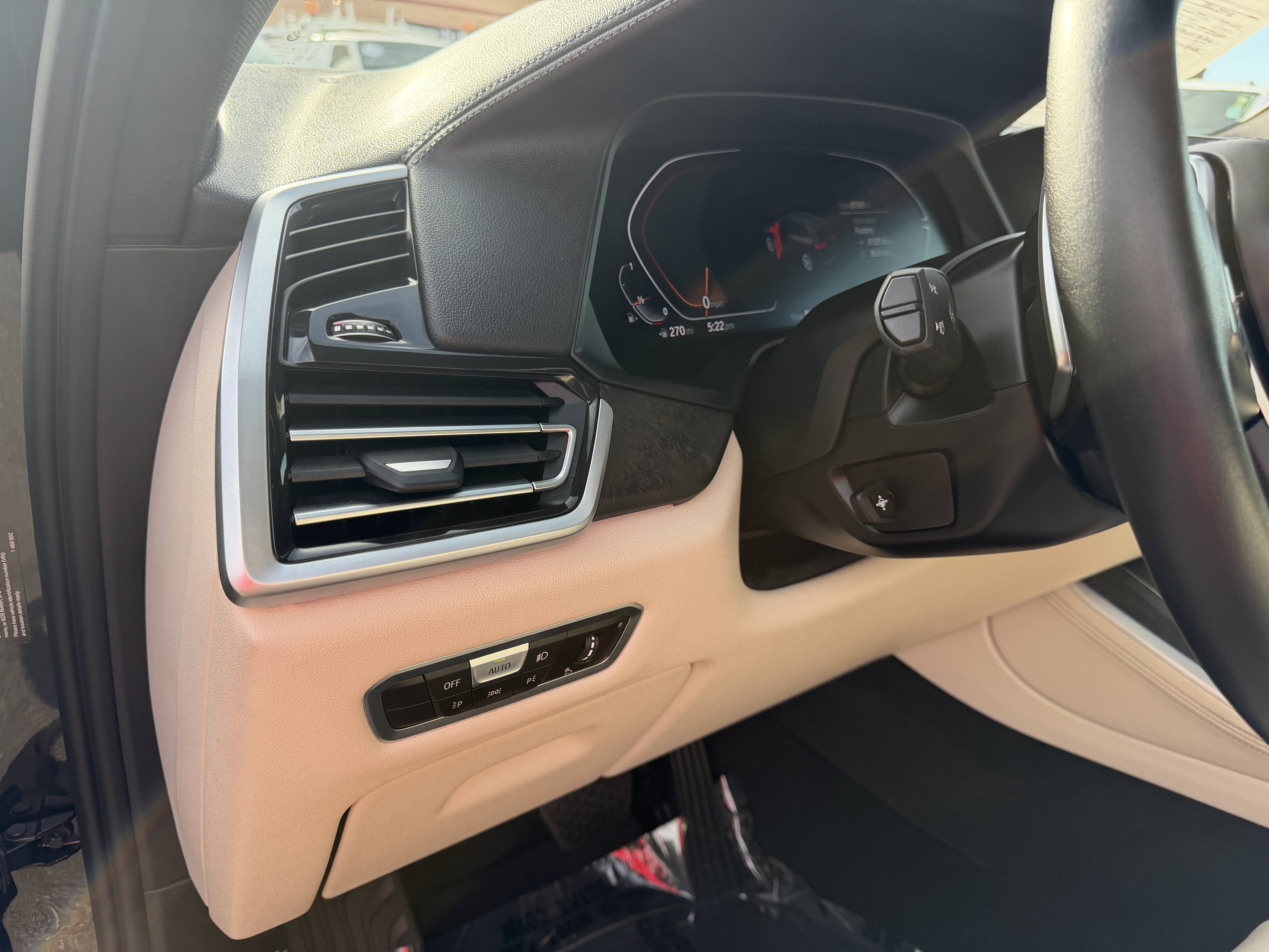 Used 2022 BMW X5 xDrive40i w/ Climate Comfort Package AWD/4WD image 21