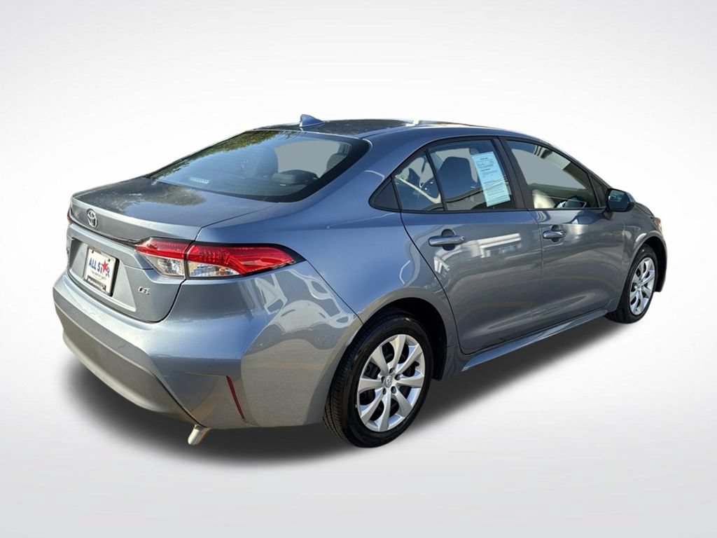 Used 2025 Toyota Corolla LE FWD image 6