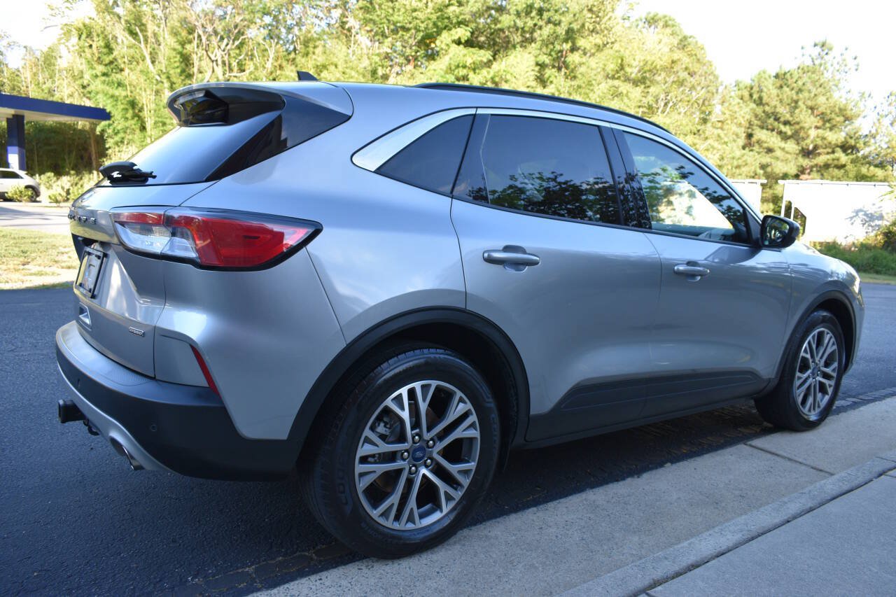 Used 2021 Ford Escape SEL w/ Technology Package FWD image 3