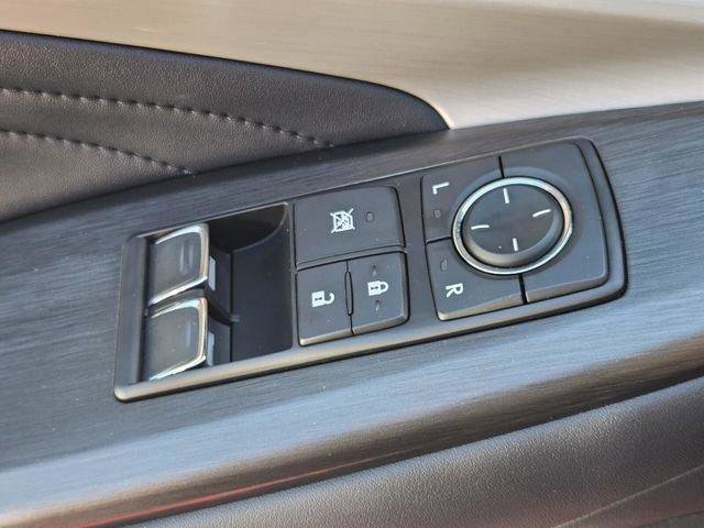 Used 2024 Lexus RC 350 F Sport w/ Navigation Package RWD image 31