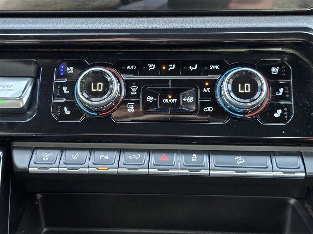 Used 2025 GMC Sierra 2500 AT4 w/ AT4 Premium Plus Package image 13