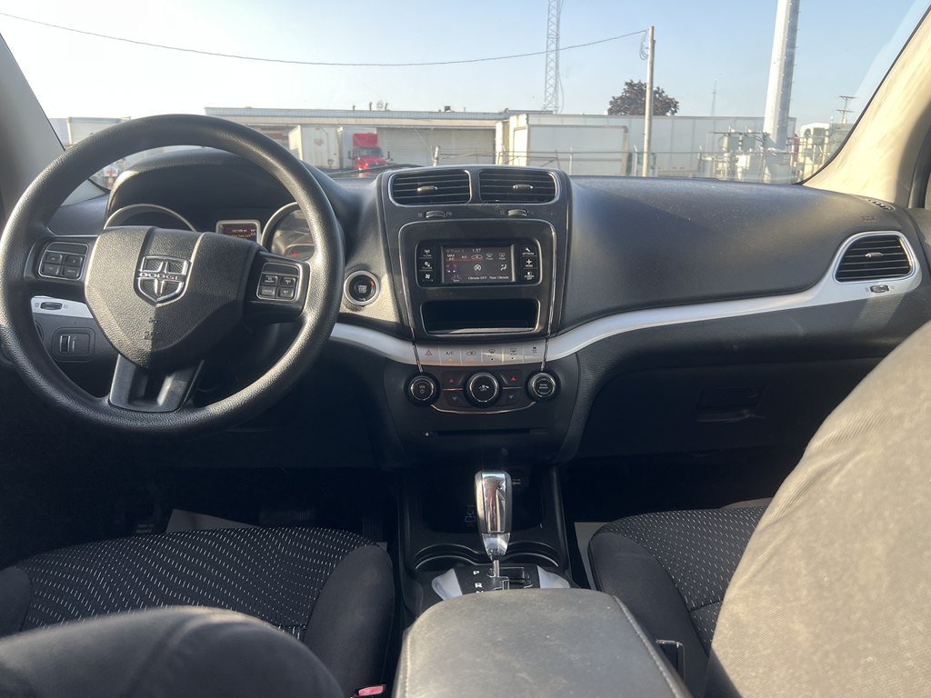 Used 2017 Dodge Journey SXT AWD/4WD image 21