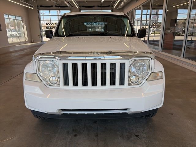 Used 2012 Jeep Liberty Sport w/ Driver Convenience Group image 2