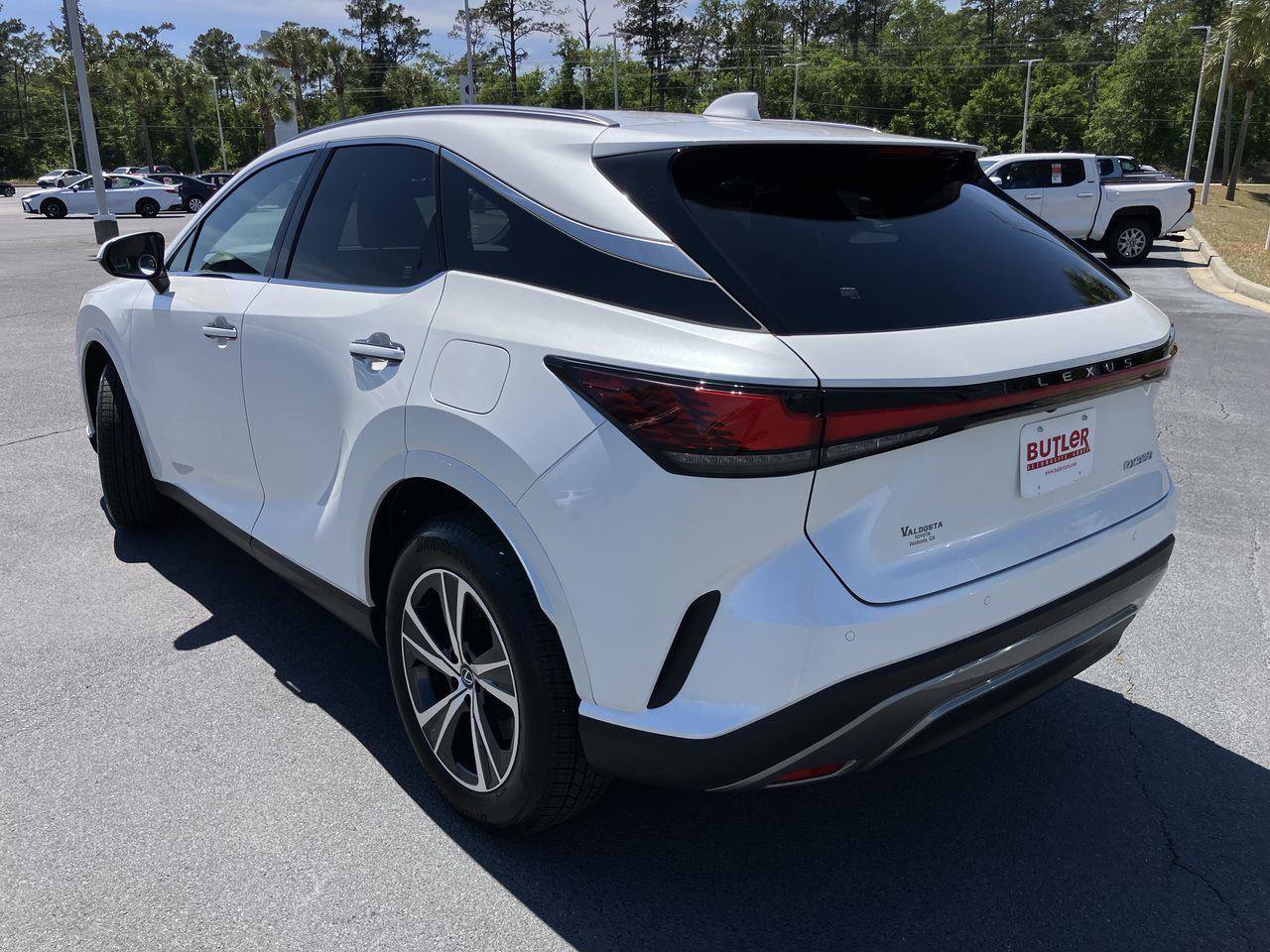 Used 2025 Lexus RX 350 Premium w/ Accessory Package (Z1) image 3