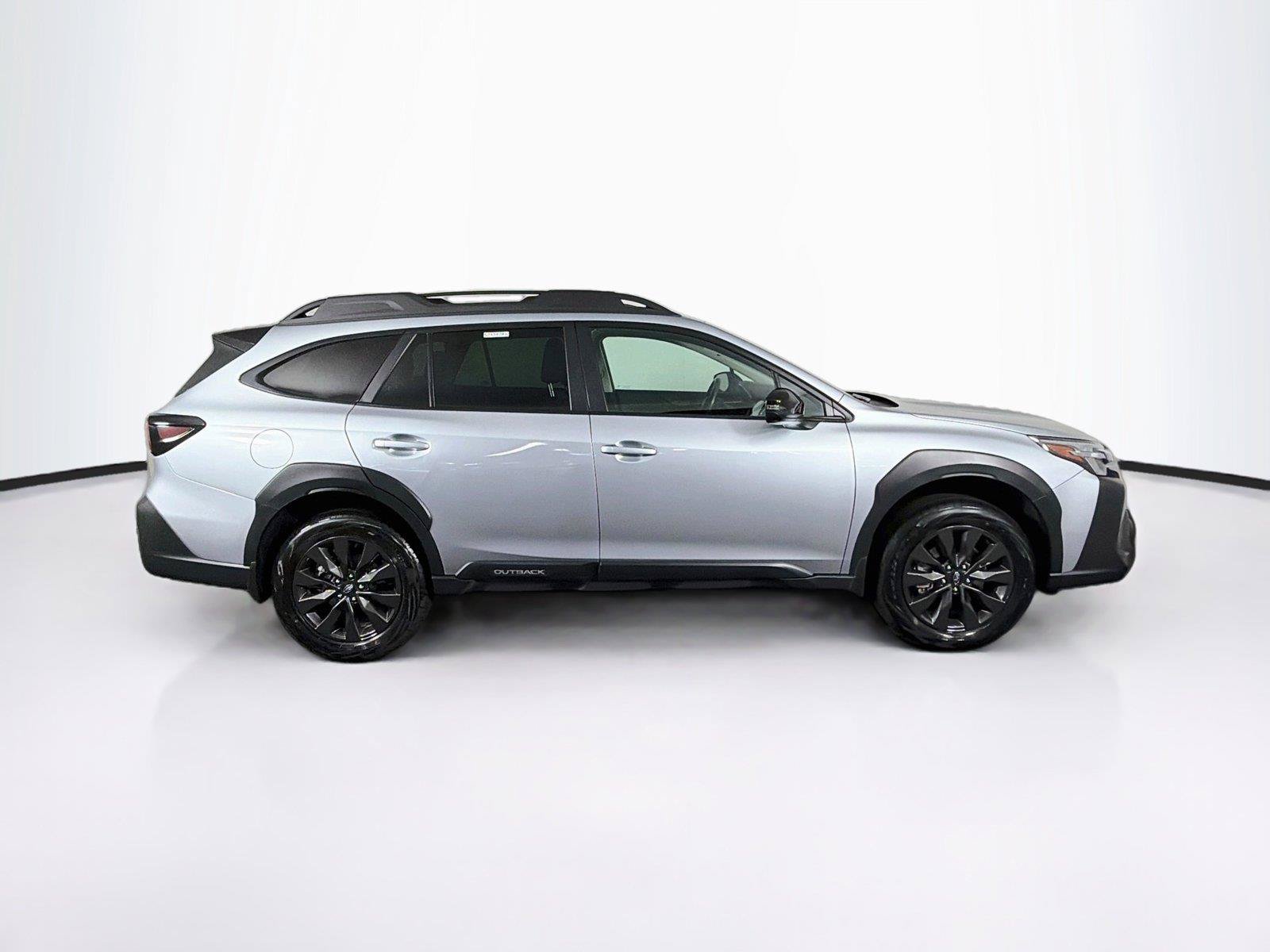Used 2025 Subaru Outback Onyx Edition AWD/4WD image 12