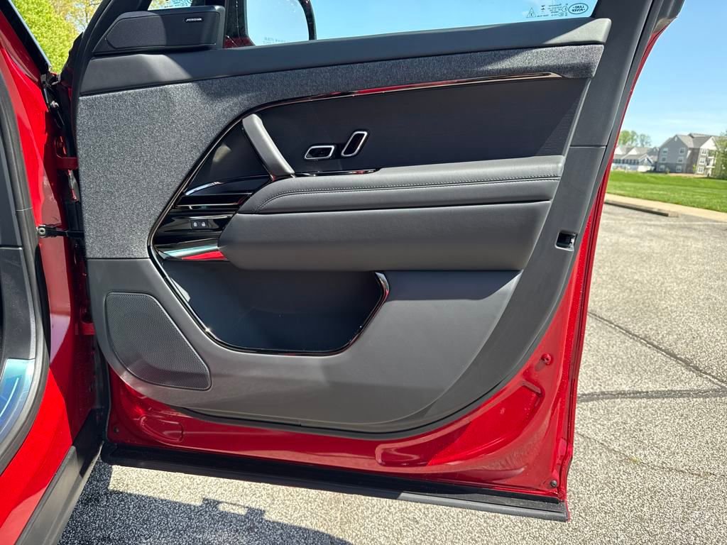 New 2025 Land Rover Range Rover Sport Dynamic SE image 15