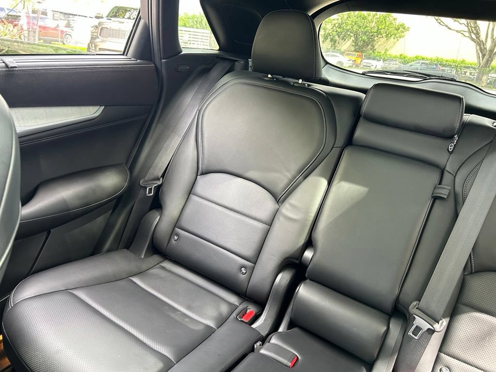 Used 2019 INFINITI QX50 Essential w/ Sensory Package AWD/4WD image 14
