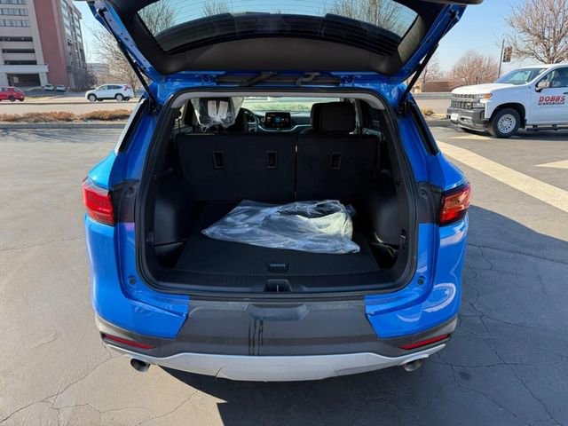 Used 2025 Chevrolet Blazer LT image 6