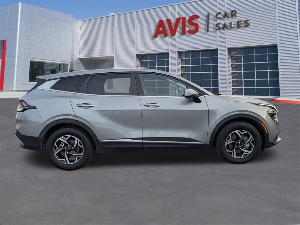Used 2024 Kia Sportage LX image 5