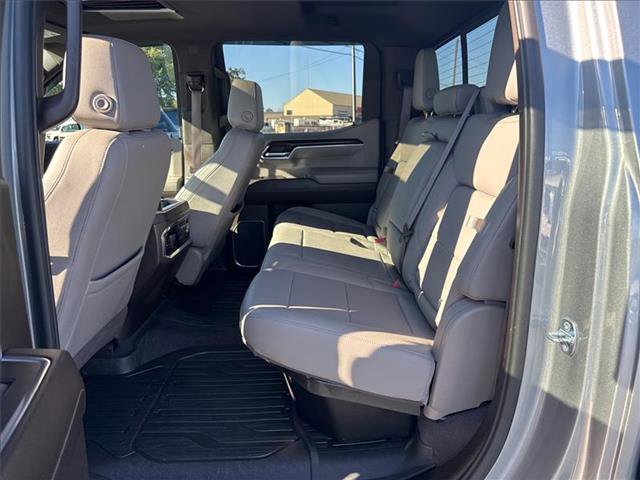 Used 2023 GMC Sierra 1500 SLT image 15