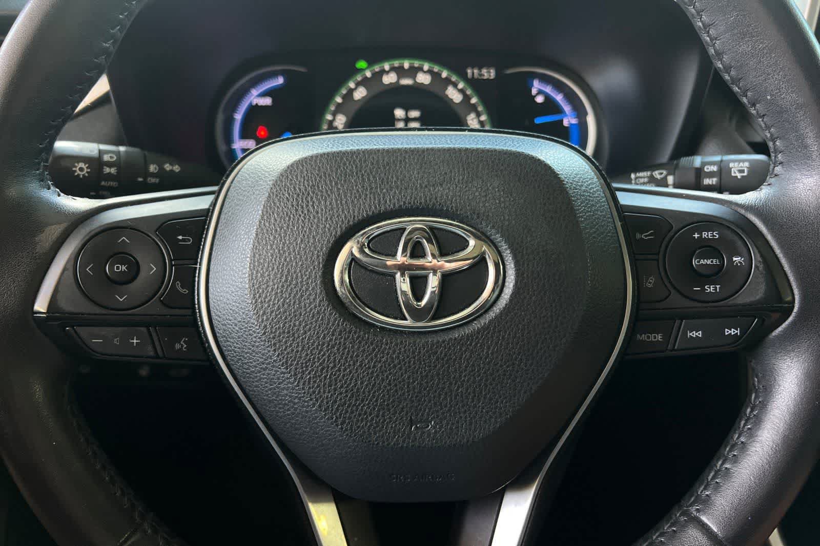 Used 2019 Toyota RAV4 XSE w/ XSE Weather Package AWD/4WD image 23