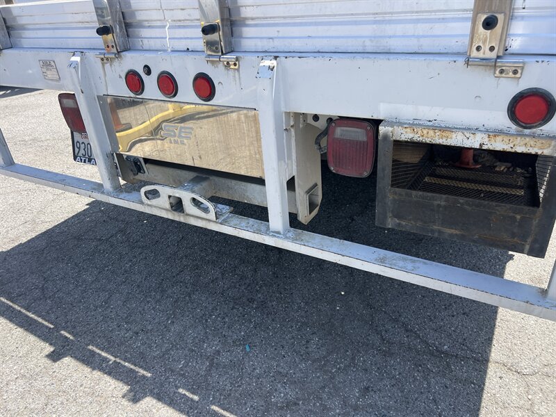 Used 2022 Ford F550 2WD Regular Cab Super Duty image 12
