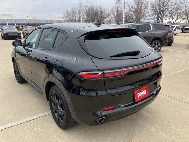 Used 2024 Dodge Hornet R/T w/ R/T Blacktop Package image 8